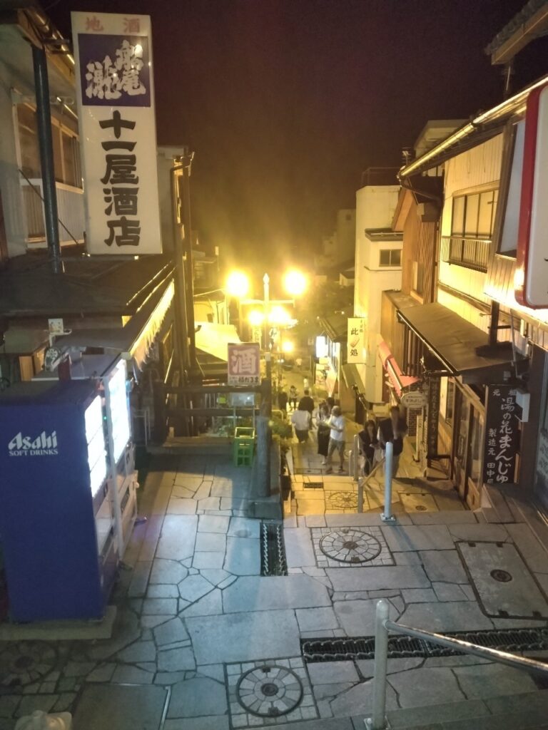 夜の伊香保の石段街