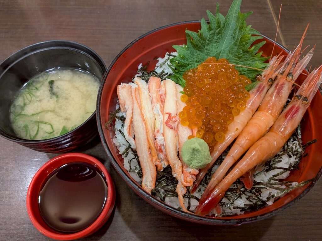 小南亭の海鮮丼