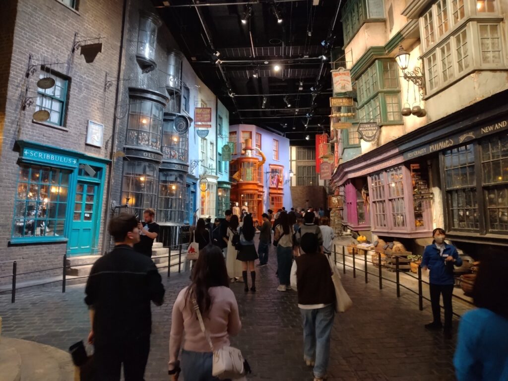 スタジオツアー東京　ダイアゴン横丁