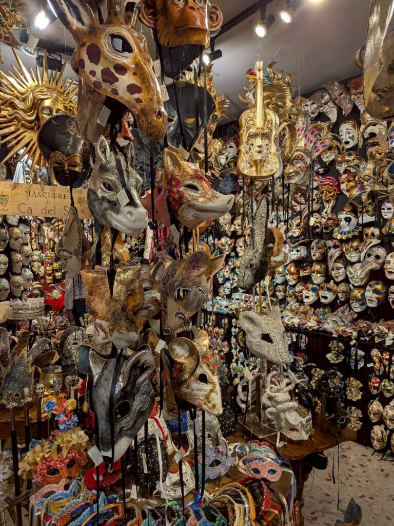 ベネチア　仮面のお店